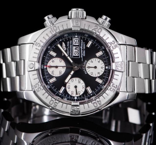 The water resistant fake Breitling Superocean watches are made from stainless steel.