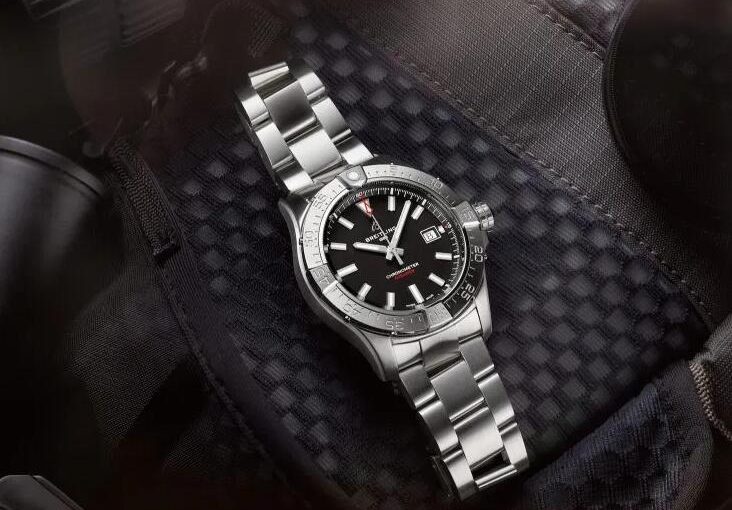 Contemporary Colours And Functional Improvements, Come Meet The New Redesigned Top Swiss Breitling Avenger Fake Watches UK